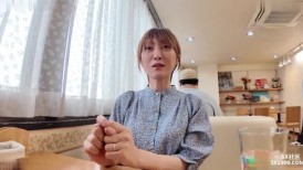 FC2 4601642 [无码] 苗条主妇Sora-chan！与咖啡馆服务员的激烈性爱