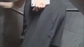 路边大排档简陋公厕偷拍多位极品少妇嘘嘘 各种肥美鲍鱼完美呈现