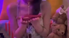 极品反差婊 清纯超高颜值女神Song老师，又骚又淫又欲，能亵玩之岂不爽哉 (2)