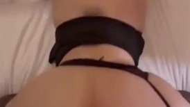 白富美性感尤物【Alya昭昭】装骚b真难还好我是真骚b，外人眼中的女神私下就是一只欠操的骚母狗！极品蜜桃臀