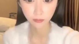 重磅！今年最美女神下海~【豆奶姐姐】密码房 收费房！狂撸 第一天还比较害羞！-1