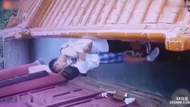 河南实验中学校服眼镜女柯晗星事件，因跟男友监控下偷情，被保安视频威胁开房数十次，最后视频曝光