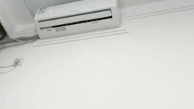 9分颜值极品眼镜女神！大尺度自慰！外表甜美骚的很，玻璃棒假屌轮换着插，呻吟娇喘骚话不断，猛捅高潮爽翻