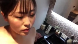 FC2 4618258 ※初次限定数量 2930pt → 930pt※ 【奇闻趣事】【露脸】【中出】呼唤搬到附近的一脸孤单的已婚妇女，结果发现她是个淫荡的已婚妇女。 [第二部分]