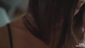 日裔色情影星刘玥闺蜜少妇御姐范「5XSQ」OF露脸私拍 绝对硬核演技派！和「刘玥」同吃白大屌，表情极其风骚淫荡！