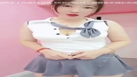 【快手】 28万粉丝声优主播『咪小喵』定制视频3V 剧情演绎发情技师浴室湿身自慰-咪小喵 (1)