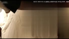2025年最新流出，顶级淫荡夫妻【MZ夫妻】，首次体验夜未央租妻服务，骚妻被两个夜未央