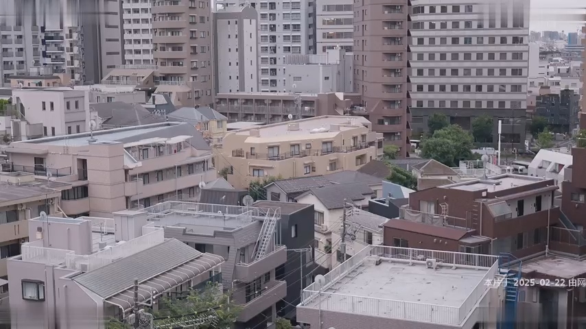 [无码破解]PRED-743 穿着汗湿连裤袜的高个子导师的夏季课程，用她的美腿和蟹腿女骑乘姿势诱惑你，让你高潮20次，白峰美羽