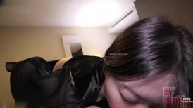 FC2 4637749 [无码完全素人中出潮吹]<健美模特级完美身材！令人回头的美女 > 眼睛湿润，性欲外露，顺从本能，尽情享受。多次高潮，多次中出。