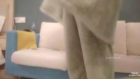 小哥酒店约炮D奶小姐姐 聊到伤心处都哭了好好安慰一番开始啪啪吃鲍鱼