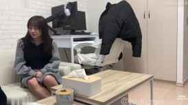 FC2 4647488 在家里被像川口春一样的女上司夺去了童贞，获得了最优秀童贞毕业。
