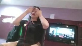 【探花按摩店】正规按摩店强迫技师打飞机，超强对白（爆笑攻略）