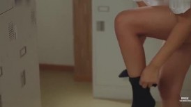[无码破解]PRED-751 大屁股JK被学校泳装狂盯上。被变态跟踪狂的中出标记玷污。木下喜みなな