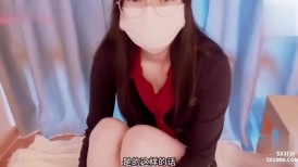 女學生欠房租口含肉棒淫蕩誘惑