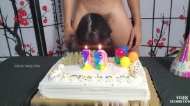 5XSQ天生萝莉体，18岁超可爱嫩妹【5XSQ】视图福利⑧，被金主爸爸圈养，各种玩肏