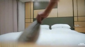 眼镜哥2500约炮大奶子御姐换上开档黑丝各种姿势啪啪