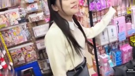 [无码破解]MFC-335 Rena @ 玩具和角色扮演爱好大学生
