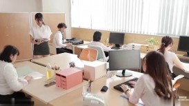 [无码破解]IPZZ-483 受到女上司的指挥，被所有人欺负，无论我做什么，哪怕插话，也被无视。艾米莉·尤希娜