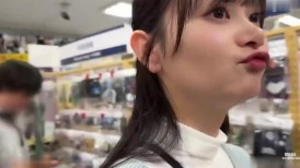 [无码破解]YMDS-206 Machiap酱！与清纯书呆子女孩在商店里的一次暴露狂约会！第一次纯种性爱和中出！ （S女士 22岁 美容学校学生）