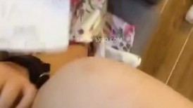 大神池鱼酒店约炮D奶美女同事猛操她的大肥B