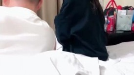 双生姐妹花】一口吃三屌!群P啪啪 前后夹击 颜射 吞精-双生姐妹花_20250405_000025