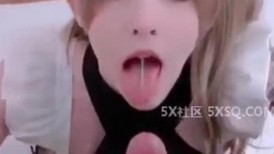 极品反差婊 超爽吃鸡，如品尝一等一的美味，那表情简直绝了
