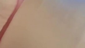 【兄妹乱伦】意淫自己妹妹 - 故意让妹妹看色情动漫挑逗她 强行扑到狂抽插小穴哭喊着不可以射进去