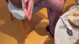 绿帽灌醉老婆包臀无内露出勾引好兄弟实录，朋友妻不客气一起3P轮操淫妻调教成淫荡的玩物