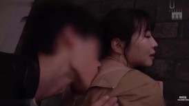[无码破解]MIKR-010 同学聚会NTR：失联一夜，挚爱的未婚夫偷偷有了前男友……白岩冬美