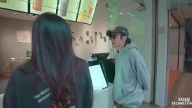 天然純慾美少女 上班偷閒去廁所跟大屌哥偷偷激戰