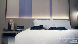 高颜值小姐姐 其实我喜欢快一点 你是不是射不出来 身材苗条细长腿 笑容甜美小娇乳一线天小嫩穴 被小哥多姿势爆操