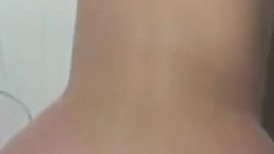 大奶人妻 来舔两口 酒店偷情 还有点害羞 逼毛浓密