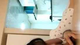 高颜女神级小姐姐泄密，生活中和私下对比极度反差，口技啪啪呻吟绝顶一流，没看到腰上的红绳我以为是好女孩