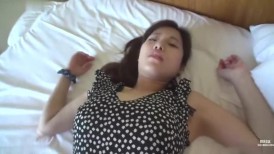 FC2 4681465 [无码破解] 沉迷于老男人鸡巴的G杯巨乳写真偶像拥有超热的私人中出性爱！漂亮又整洁的她，口交一次就能射精两次！