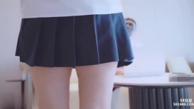 大奶美女[樱空桃桃] 啊好舒服 小穴好紧要射了 黑丝美腿白虎肥穴 游戏陪练的不传之秘 成为老板的玩物 颜射