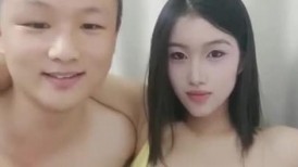 颜值嫩妹【九亿少男梦】第二弹，中年大叔的玩具，大长腿白虎嫩穴，口活干炮样样精通-九亿少男梦 (10)