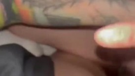 ✅私人影院怒操极品反差婊清纯母狗嫩妹，无套传教士猛操 压操小翘臀，害羞得捂脸，后入大屌被操直叫爸爸！