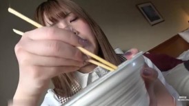 FC2 4701342 *新作特惠5折优惠截止至6月23日 【无】大家最爱的初音未来最终章？★OL×乌冬面×3P×无限中出★午休时间是极致的情色时光！！
