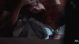 [无码破解]ROE-366 回家后，我发现爷爷和妈妈有染。那天发生的事情永远地改变了我的人生。<<成熟女人的情人≫变更为叶月保奈美