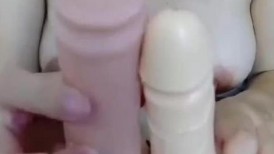 ⚫️【最新快手爆料】，白皙天然大奶，反差眼镜少妇【惠义王老师】定制福利流出，双道具自慰，淫水泛滥_ (2)