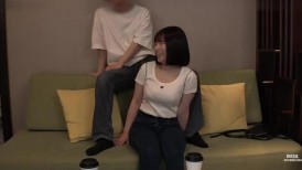 FC2 4704509 【首周限时特惠】与所有男人旅行时都想抱住的苗条巨乳美女进行不负责任的野性爱【大学生兼男士按摩店店员Riisa】