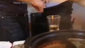 ❤️猎奇❤️吃着火锅扣着逼❤️简直就是人生一大享受，要的就是刺激，要的就是爽，还有比这更爽的嘛？123