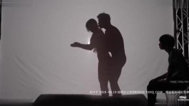 [无码破解]DVMM-254 普通男女监控AV 恩爱夫妻限定皮影戏挑战！刺激的乌龟剪影问答！4名女大学生被男友隔着衣服注视着，在巨屌性爱中被中出！