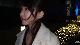 FC2 4716324 [神级篇章] *数量有限* 与已婚女性进行持续的原始性爱。一位优雅但<变态>、超爱鸡巴的美丽妻子。27岁。 ⇒ 中出颜射「诗织」（附赠特典）