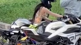 某某门事件】第442弹 义乌骑行媛 喵喵 大量不雅视频 滴蜡颜射人前露出骚到极致 纹身实锤本人无疑