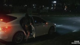 騷浪反差妹「5XSQ」打車回家發現錢包掉了，只好答應司機肉償