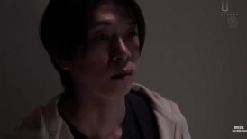 [无码破解]JUR-436 我和我儿子的朋友交往了五年。我和一个比我小的男人有染……我沉迷于中出恋情。冲宫奈美