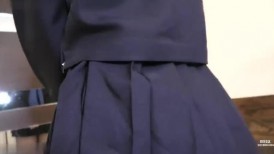 FC2 4722274 *新作特惠截止至7月22日【无射精】蕾×制服×竞技泳装。她完全满足了老男人的欲望，自己扭动臀部～正统XXX的血液沸腾了！！