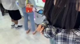 FC2 4723347 [Pa 02 露脸] 一个对宅男很温柔的高挑妹子射在我鸡巴上？！在游戏机厅玩完后，她连续高潮，太过色情，所以我最终在她体内射精了。