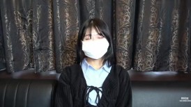 FC2 4723852 【私拍/素人】Yu〇，2〇岁。身材纤细可爱，散发着温柔气息。但在性爱方面却非常积极主动。大量精液被注入她剃光的阴户，溢出来。